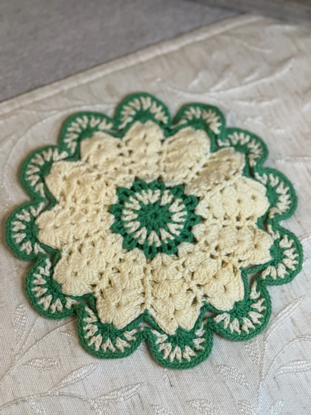 Vtg Lot 10 Crochet Pot Holders & Floral Guest‎ Towels Grape Cluster Mid Century